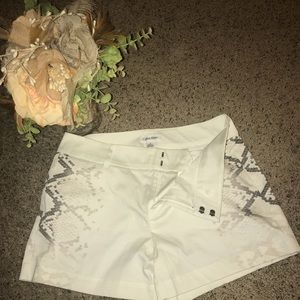‼️🔥HOT SALE‼️🧡White Calvin Klein shorts